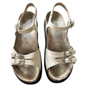 COPY - MESPHISTO BONE LEATHER SANDALS